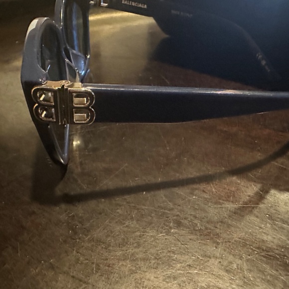 Balenciaga sunglasses main image 4